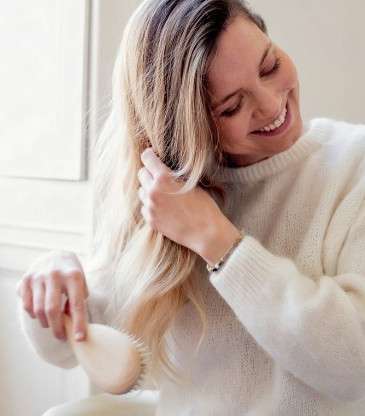 Brosse cheveux Soin et Brillance poils sanglier et nylon