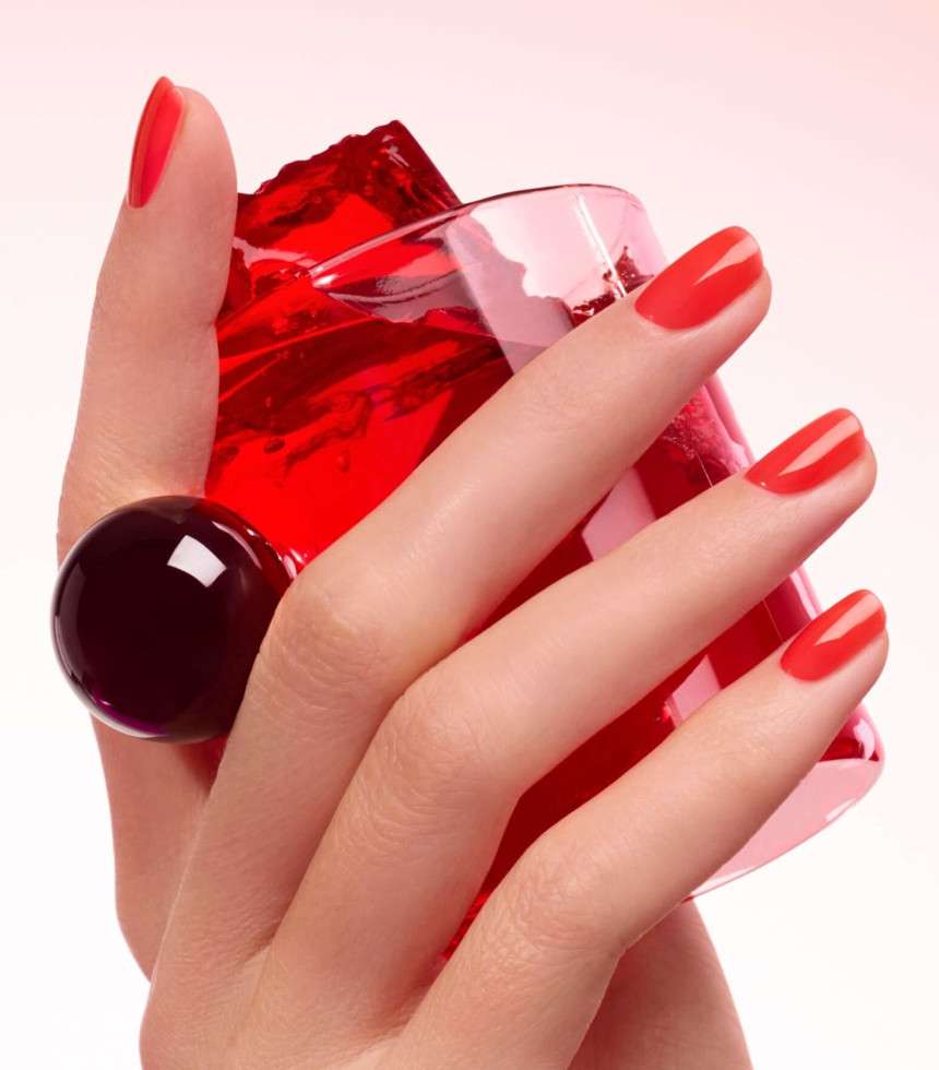 Vernis à ongles Green Twizzle Jelly rouge