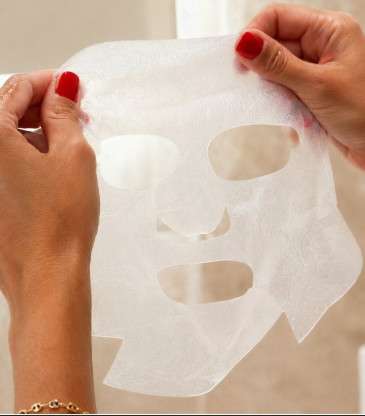 Masque bio-cellulose anti-âge violet