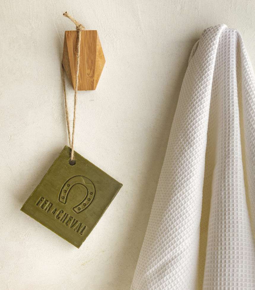 Savon de Marseille cube sur corde pur olive 125 g