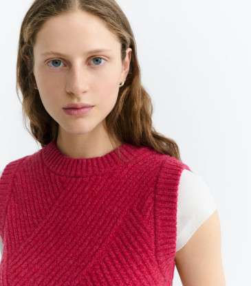 Pull sans manches Kaia rouge