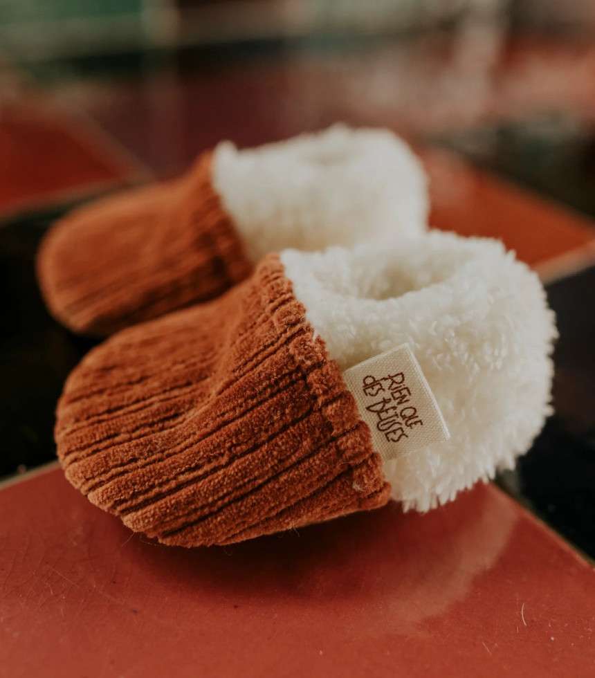 Chaussons velours paprika