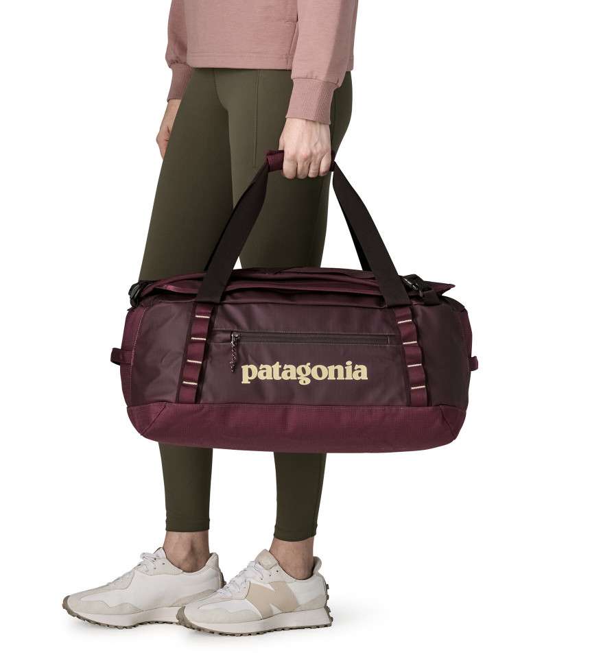 Sac Black Hole Duffel 40L berry fig