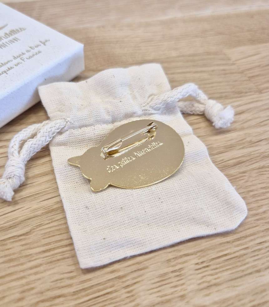 Broche en laiton doré chat