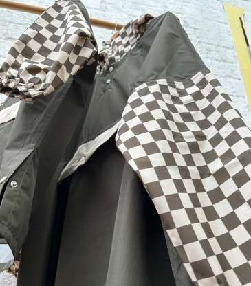 Poncho de pluie damier kaki