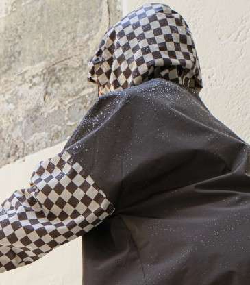 Poncho de pluie court damier kaki