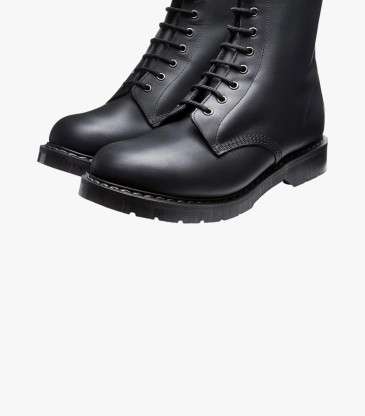 Boots Derby 8 œillets noir greasy