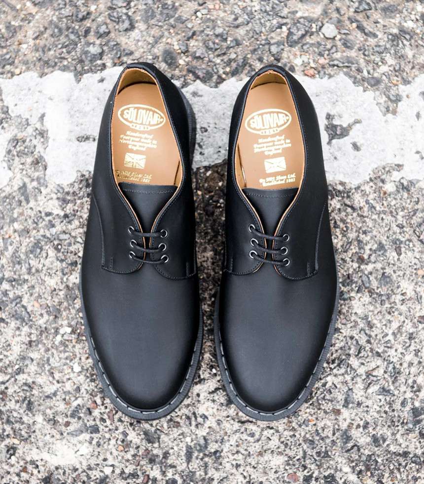 Chaussures Gibson 3 œillets cuir gras noir