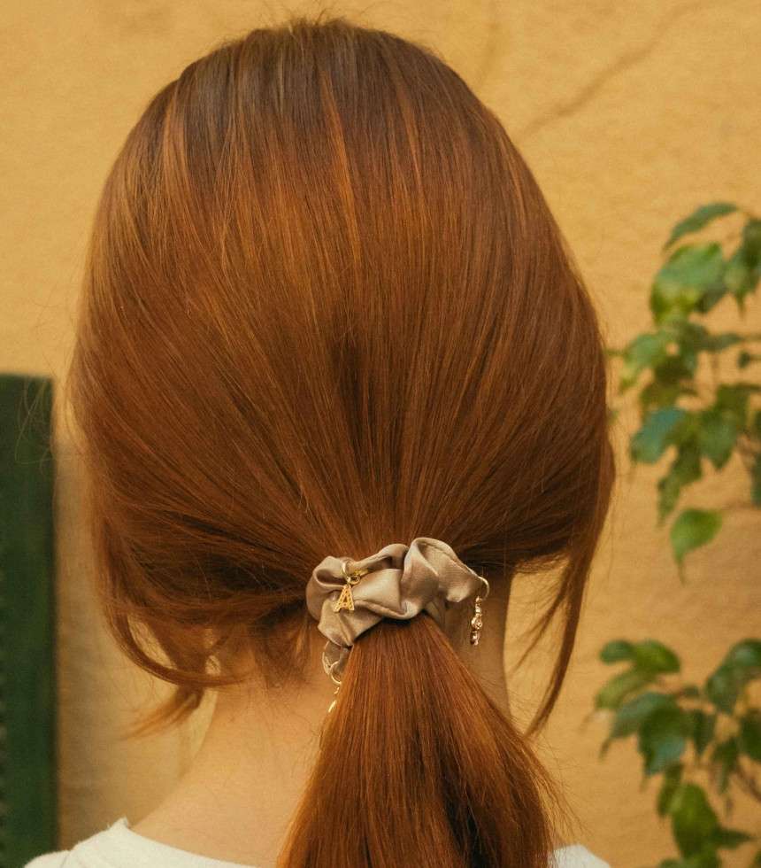 Chouchou au carré grand satin champagne