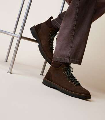 Boots Hawthorn marron